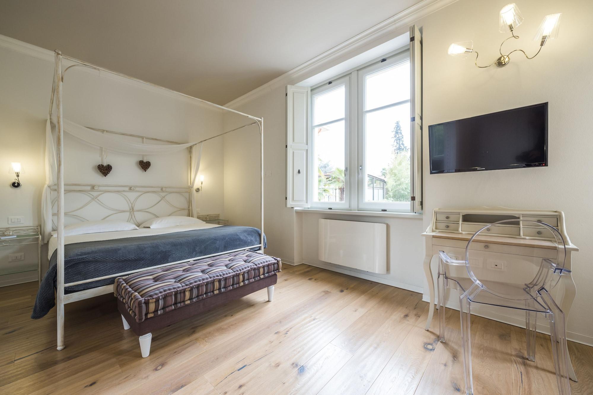 Villa Italia Luxury Suites And Apartments 아르코 외부 사진