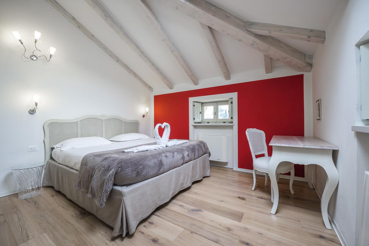 Villa Italia Luxury Suites And Apartments 아르코 외부 사진