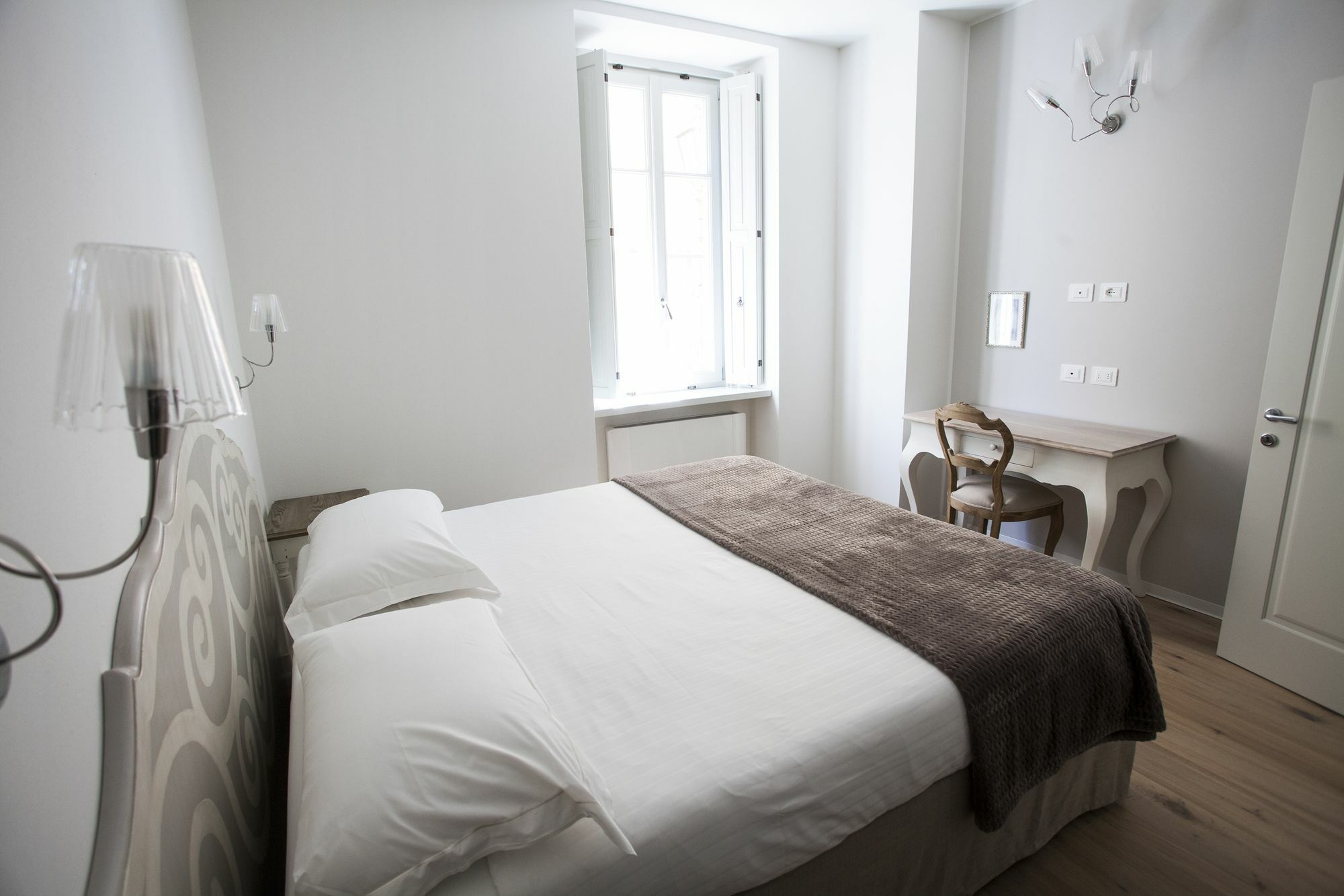 Villa Italia Luxury Suites And Apartments 아르코 외부 사진